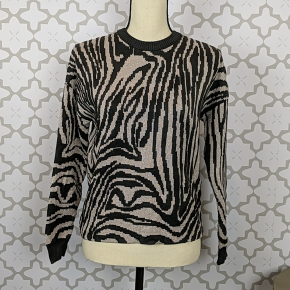 T Tahari Sweaters - Zebra Pattern Black and Cream Sweater